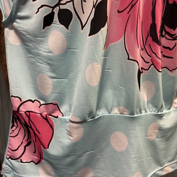 Floral Dotted Print Slinky Cowl Neck Sleeveless Top - Picture 13 of 14